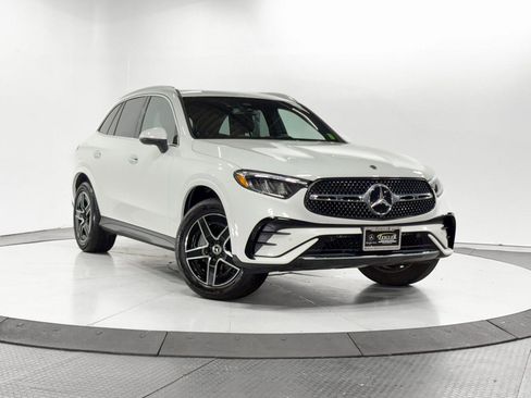 Used 2025 Mercedes-Benz GLC 350e 4MATIC w/ AMG Line image 1