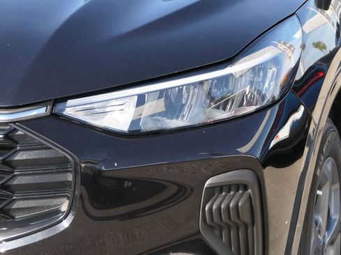 Used 2024 Ford Escape ST-Line image 8