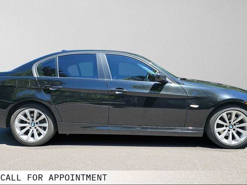 Used 2011 BMW 328i Sedan RWD image 2