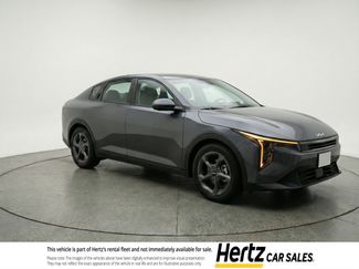 Used 2025 Kia K4 LXS video 1