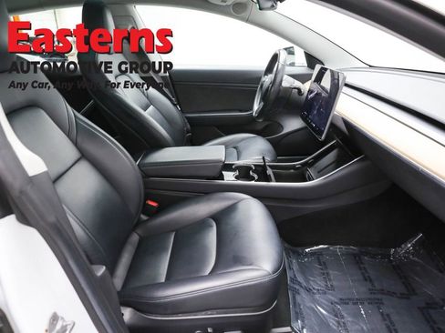 Used 2019 Tesla Model 3 Long Range image 21