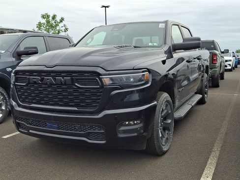 New 2026 RAM 1500 Express AWD/4WD image 3