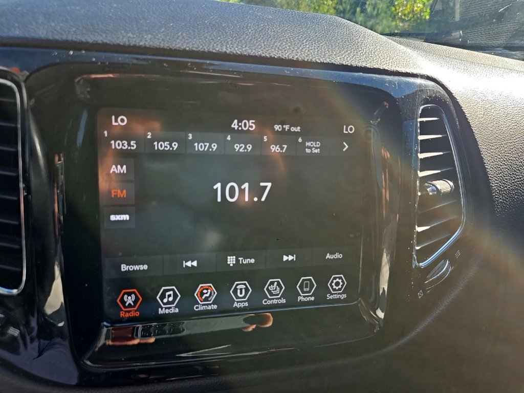 Used 2019 Jeep Compass Limited AWD/4WD image 20
