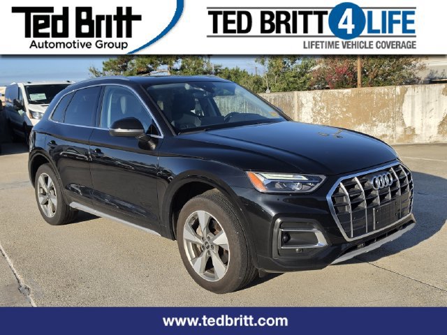 Used 2024 Audi Q5 2.0T Premium Plus w/ Premium Plus Package AWD/4WD image 1
