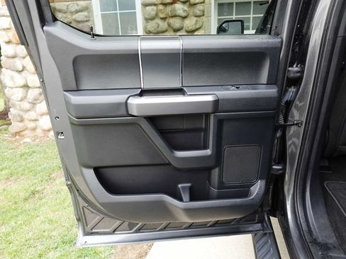 Used 2020 Ford F150 XLT w/ Equipment Group 302A Luxury AWD/4WD image 24