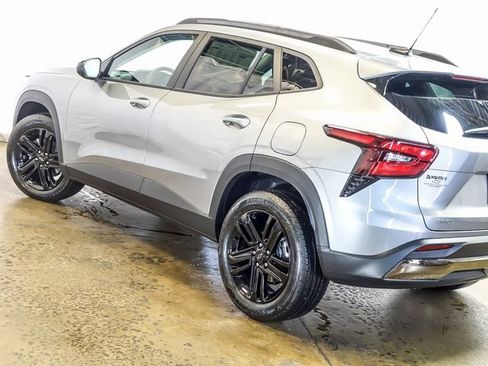 New 2026 Chevrolet Trax ACTIV w/ Sunroof Package image 11