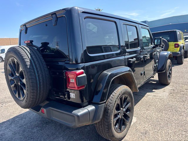 Used 2024 Jeep Wrangler Unlimited Sahara AWD/4WD image 5