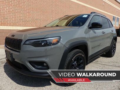 Used 2022 Jeep Cherokee Latitude w/ Sun & Sound Group