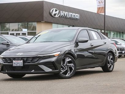 Certified 2024 Hyundai Elantra SEL w/ Convenience Package