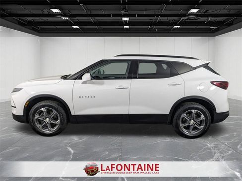 Used 2023 Chevrolet Blazer LT w/ Convenience Package image 2