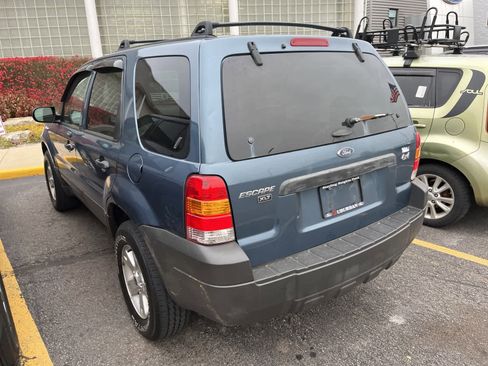 Used 2005 Ford Escape XLT image 12