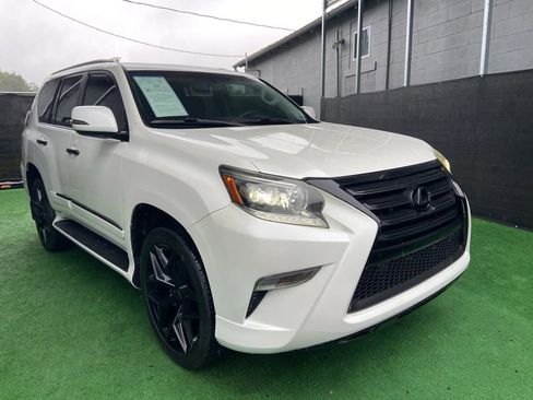Used 2014 Lexus GX 460 AWD/4WD image 2