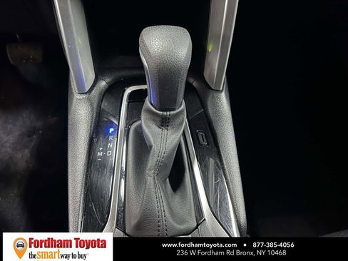 Used 2025 Toyota Corolla Cross LE image 25