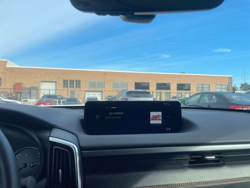 Used 2025 MAZDA CX-50 2.5 Hybrid w/ Premium Plus Pkg image 17