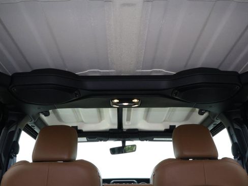 Used 2021 Jeep Wrangler Unlimited Sahara w/ Cold Weather Group image 24