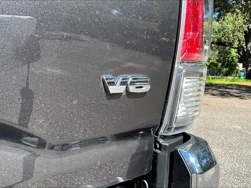 Used 2023 Toyota Tacoma TRD Off-Road image 21