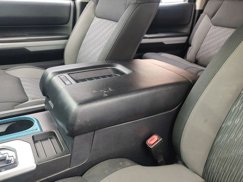 Used 2018 Toyota Tundra SR5 w/ SR5 Upgrade Package image 21