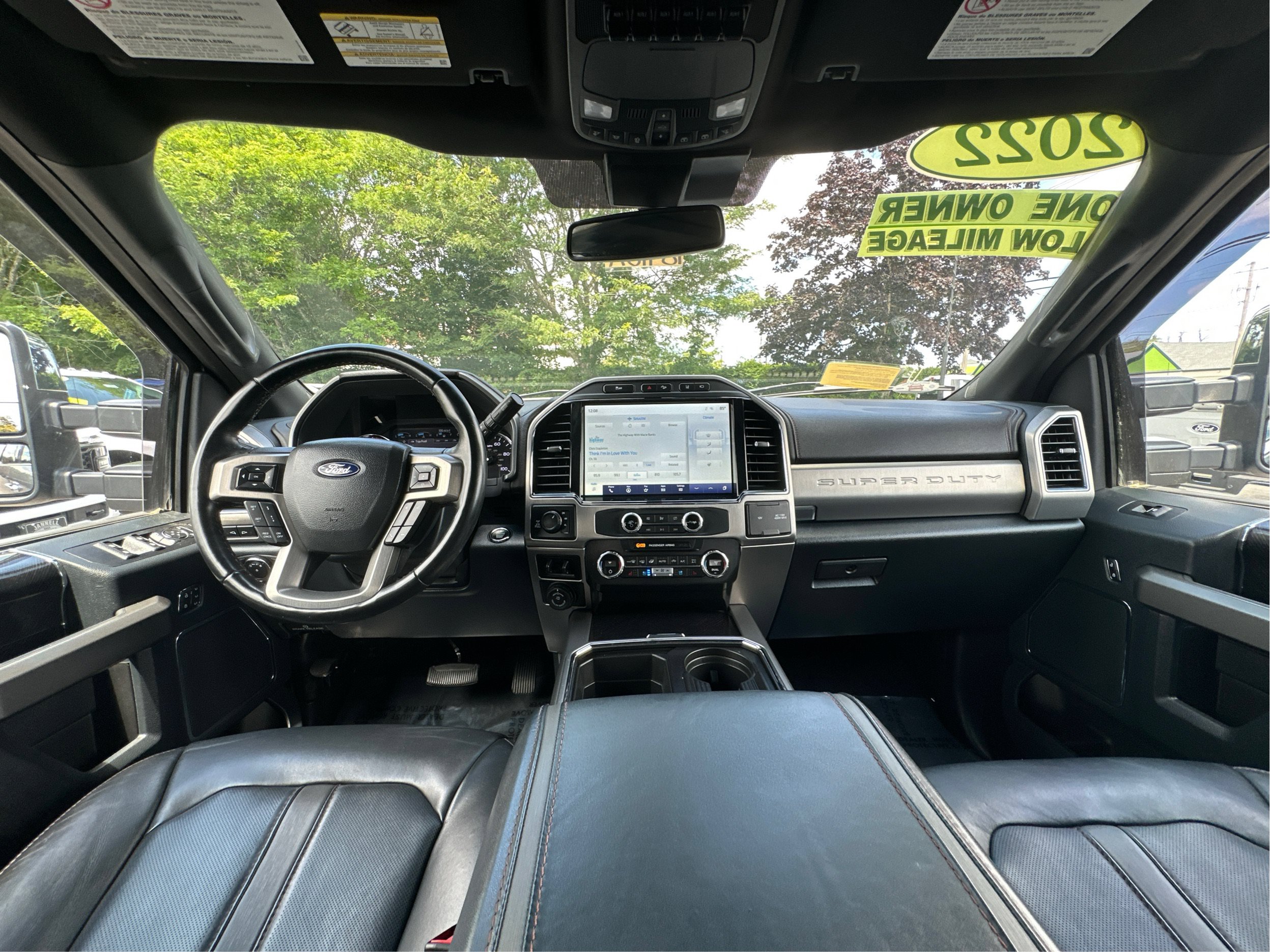 Used 2022 Ford F250 Platinum w/ FX4 Off-Road Package AWD/4WD image 26