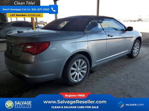 Used 2013 Chrysler 200 Touring image 4