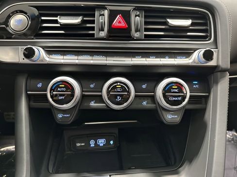 Used 2020 Genesis G70 3.3T w/ Prestige Package AWD/4WD image 26
