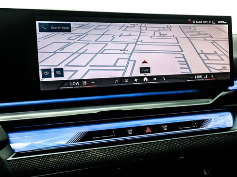 Used 2025 BMW M5 w/ Executive Package image 20