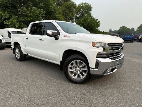 Used 2021 Chevrolet Silverado 1500 LTZ AWD/4WD image 1