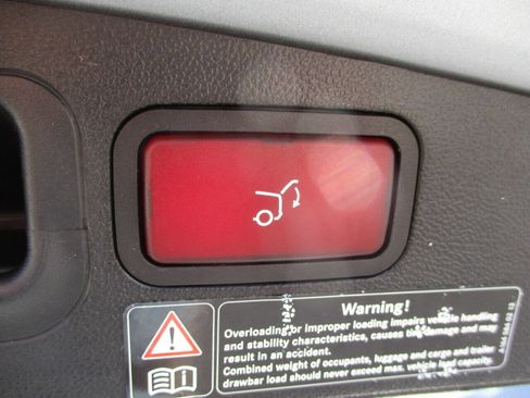 Used 2010 Mercedes-Benz ML 350 ML 350 4MATIC AWD 4dr SUV image 24