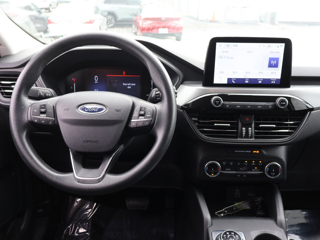 Used 2025 Ford Escape Active AWD/4WD image 17