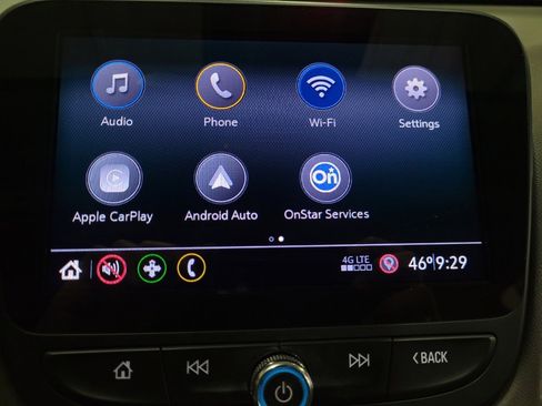 Used 2020 Chevrolet Malibu LT FWD image 25