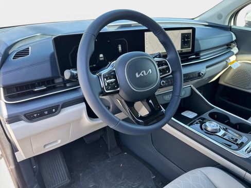 New 2026 Kia Carnival SX image 21