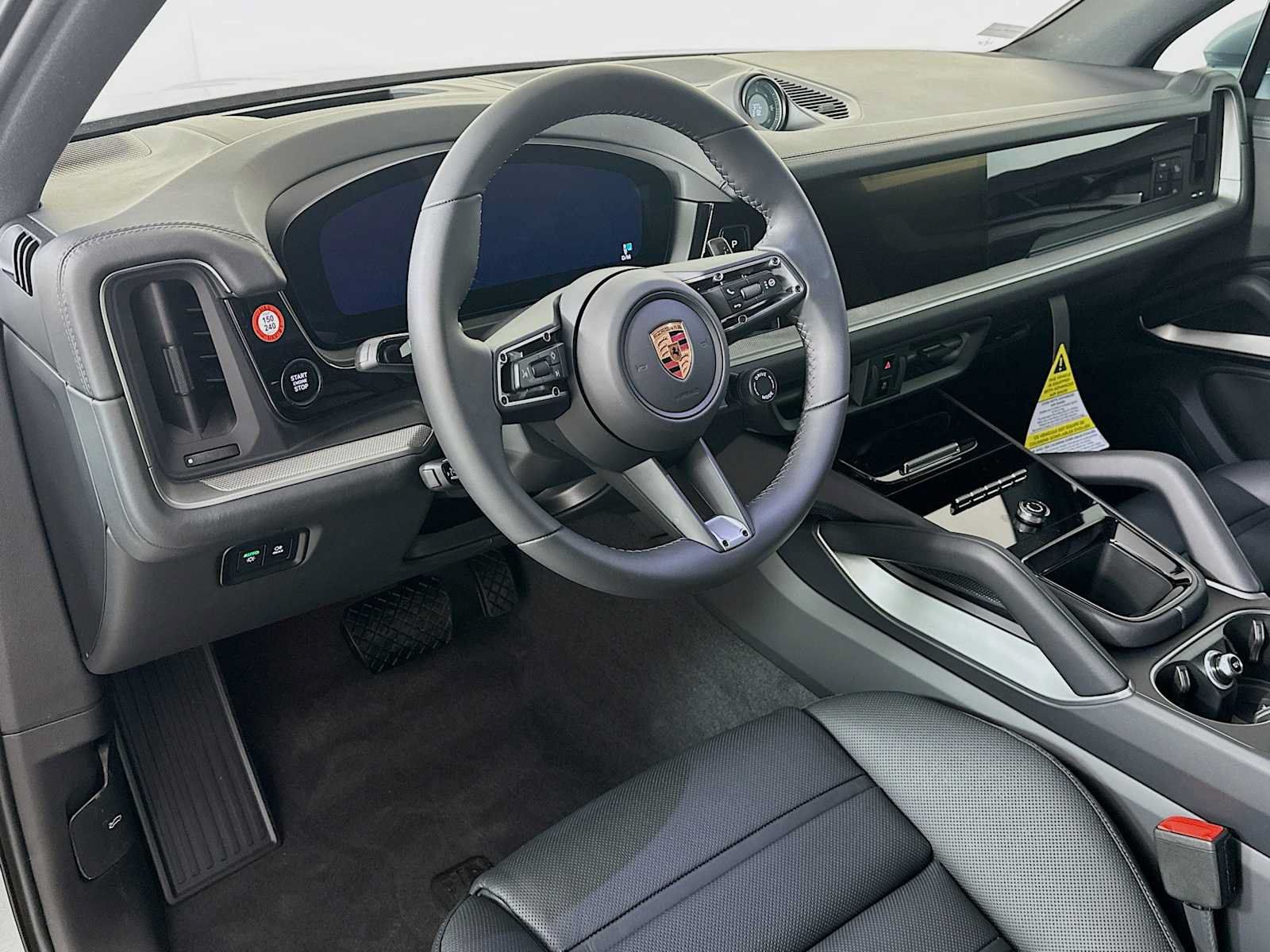 Used 2026 Porsche Cayenne AWD/4WD image 4