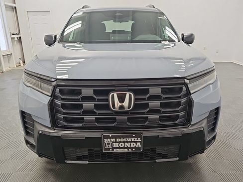 New 2026 Honda Pilot Sport image 3