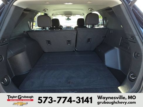 Used 2024 Chevrolet Equinox LT FWD image 32