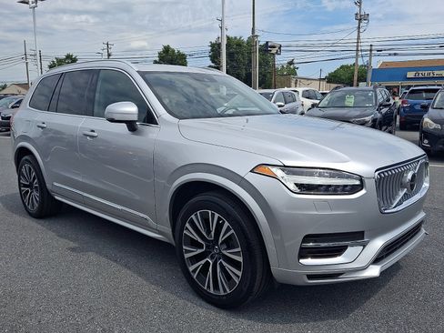 Used 2021 Volvo XC90 T8 Inscription Expression w/ Climate Package AWD/4WD image 3