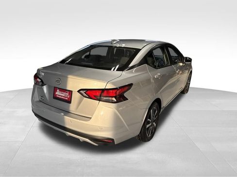 Used 2025 Nissan Versa SV FWD image 8