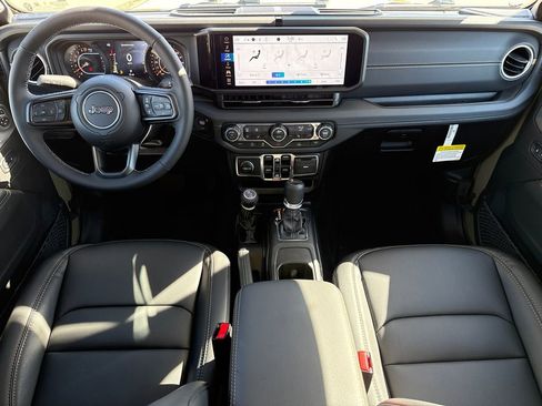 New 2026 Jeep Gladiator Sport AWD/4WD image 12