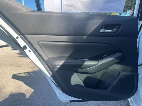 New 2025 Nissan Altima 2.5 SL image 21