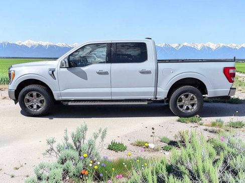 Certified 2022 Ford F150 Lariat AWD/4WD image 3