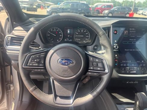 Used 2025 Subaru Forester Limited AWD/4WD image 32