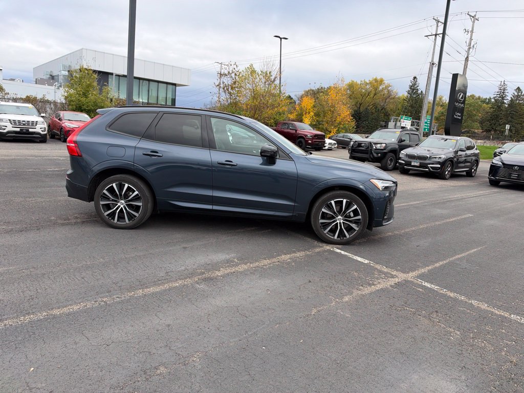Used 2024 Volvo XC60 B5 Plus w/ Protection Package Premier AWD/4WD image 13