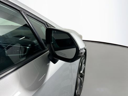 Used 2021 Toyota Corolla SE image 11