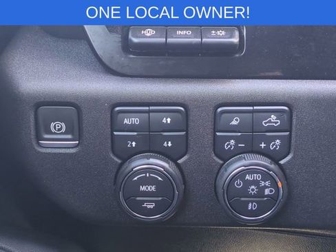 Used 2024 Chevrolet Silverado 1500 LTZ w/ LTZ Premium Package image 21