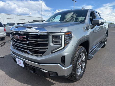 New 2026 GMC Sierra 1500 SLT w/ SLT Premium Package AWD/4WD image 3