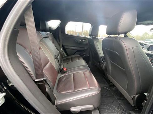 Used 2022 Chevrolet Blazer RS w/ Enhanced Convenience Package image 27