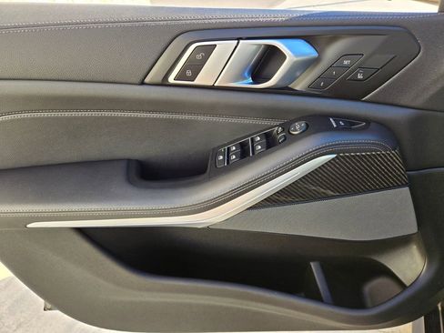 Used 2022 BMW X5 M50i w/ Premium Package image 22