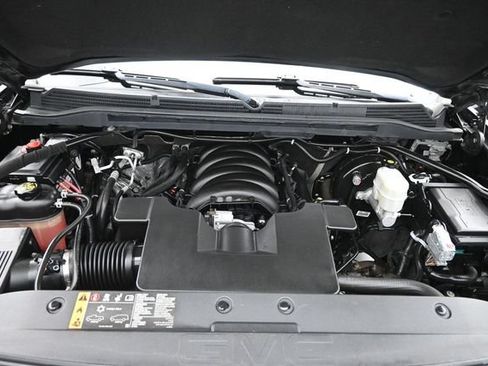 Used 2018 GMC Sierra 1500 SLT AWD/4WD image 39