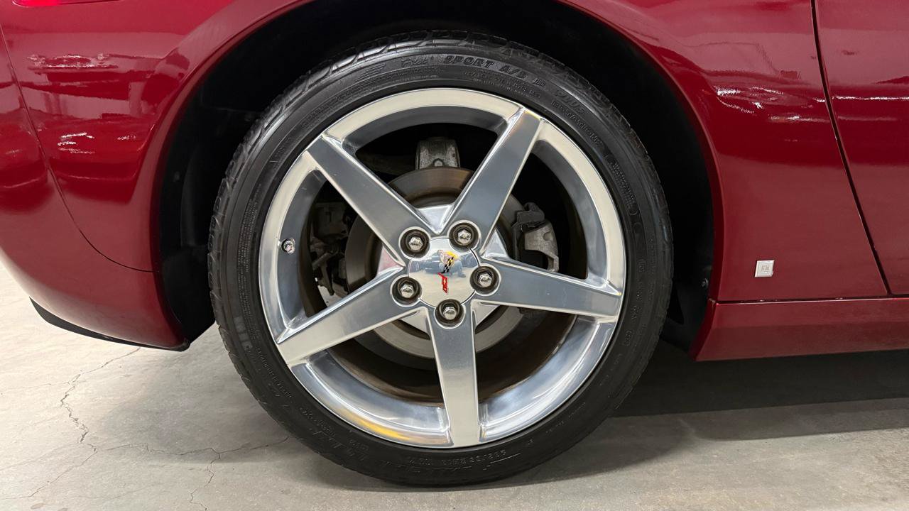 Used 2006 Chevrolet Corvette Convertible RWD image 41