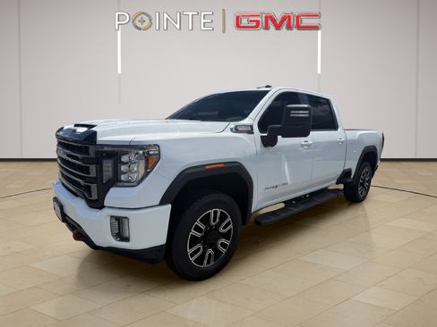 Certified 2020 GMC Sierra 2500 AT4 w/ AT4 Premium Package image 3