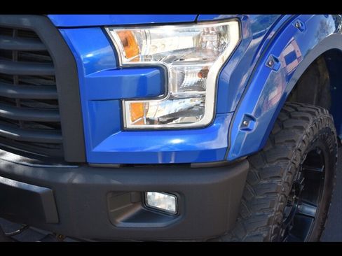 Used 2017 Ford F150 XLT w/ Equipment Group 302A Luxury AWD/4WD image 48