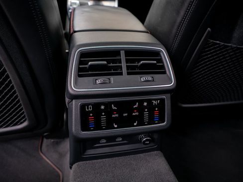 Used 2022 Audi RS 6 AWD/4WD image 56